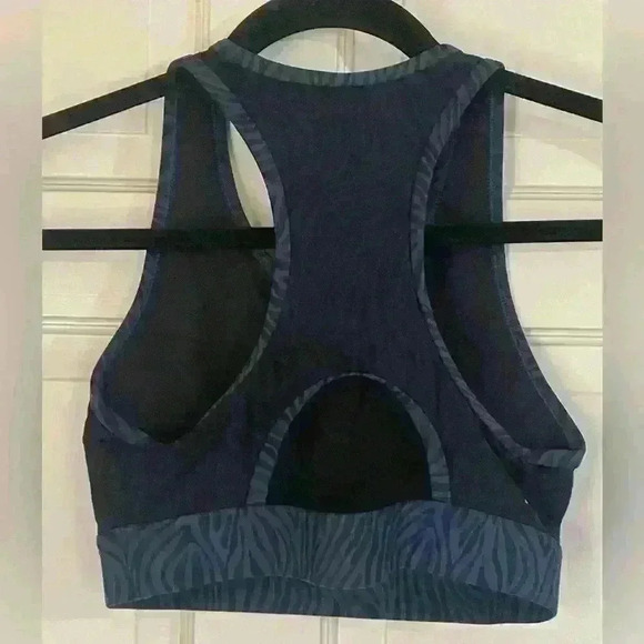 Peloton Cadent High Neck Racerback Bra Size Small Animal Print Black/Blue Gym - Picture 6 of 7